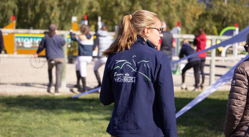 photo-fille-dos-blonde